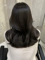 サイン 渋谷(SIGN)&nbsp;グレーベージュレイヤーロング前髪パーマ黒髪