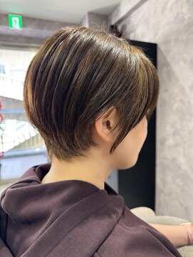 アルカナ(Arcana) くびれショート/ハンサムショート