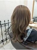 アッシュベージュ