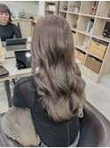 韓国風イメチェングレーベージュレイヤーロング似合わせカット