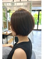 ユニ (UNI)&nbsp;大人可愛いショートボブ