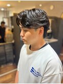 メンズ　センターパート　毛流れパーマ