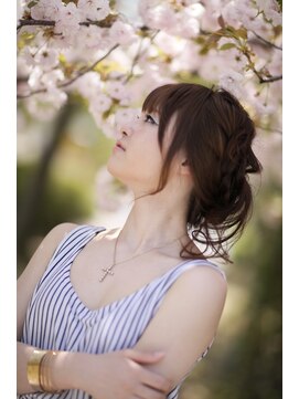 オーバーキャプテンネイキッド(OVER CAPTAIN NAKED) おくれ毛ルーズ編み込み×人気の撮影プラン（￥３３００）