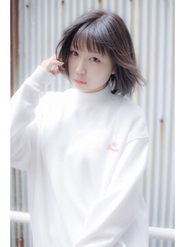 アマンドール(Aman D'or) シャープボブ×ブルーアッシュ