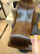 アールサロン アオヤマ(Rr SALON AOYAMA)&nbsp;まとまる艶髪セミロング