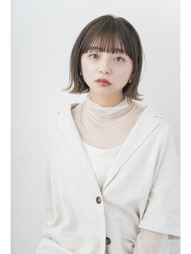 ガーデン タチカワ(garden tachikawa) 20代30代大人かわいいぶつ切りボブ×ブルーグレージュ