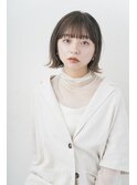 20代30代大人かわいいぶつ切りボブ×ブルーグレージュ
