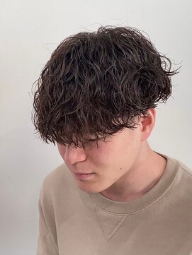 ウェイビーエフティフィフス 横浜西口(WAVEY ft.fifth) 波巻きパーマ波巻きスパイラルツイストスパイラルパーマ刈り上げ