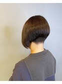 20代30代40代前下がりストレート小顔補正立体カット
