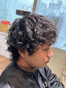 ラックスビー マハロ 江坂駅前店(LUXBE MAHALO) 無造作カジュアルメンズパーマウルフカット江坂美容室