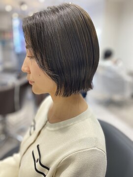 アデプト 北千住店(adept) ★小顔ココアベージュ黒髪クラゲヘアーオリーブグレー【北千住】