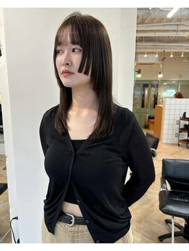 ラヴィズム(LUVISM) ◎韓国ヘアー顔周りレイヤーおくれ毛前髪万代新潟