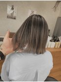グレージュ