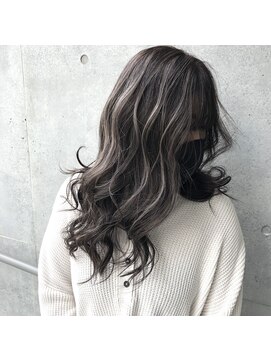 キャパ(CAPA) レイヤーメルティカラーフェミニンロング似合わせカット20