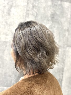 ヘアサロン リボーン(Hair salon Reborn) ショートバレイヤージュ