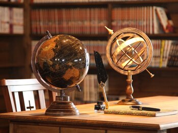 オルケストラ(Orquestra)の写真/広々とした開放感のある店内でリラックスして施術が受けられる♪周りを気にせずゆったり寛げる◎