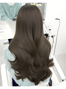 アマトウキョウスマートサロン(AMA TOKYO×Smart Salon) 韓国ヘア　透明感カラー　オリーブベージュ