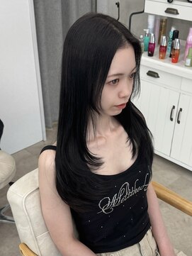 レヴィア(REVIA) レイヤーカット髪質改善トリートメント前髪カット