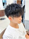 メンズ波巻きスパイラルパーマ刈り上げマッシュ