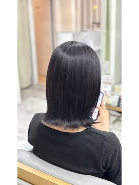 アウラ 近鉄八尾駅前店(Aura) 艶感ナチュラル外ハネボブ