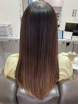 カミケンガレリア(kamiken. galleria) 髪質改善エステで大人の美髪ロング【カミケンガレリア/郡山】
