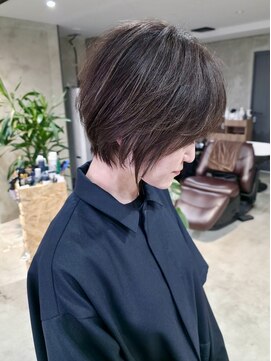 ハーフェン(HAfeN) 【札幌円山美容室】骨格補正ショート