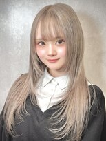 ルネラトーキョー(RUNERA TOKYO) レイヤーカットケアブリーチダブルカラーグレージュ渋谷