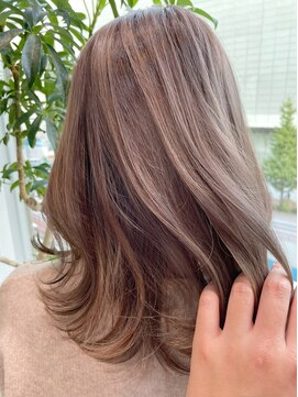 グーフィートーキョー 銀座(Goofy Tokyo) シークレットハイライト/ラベージュ/ミディアム/ハイトーン