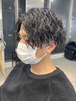 フィフス 原宿(fifth)&nbsp;ツイストパーマツイストスパイラルセンターパート刈り上げ