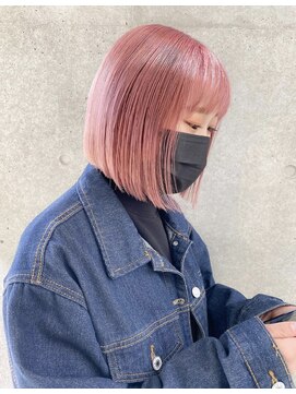ワルム(warme) ボブ×チェリーピンクカラー