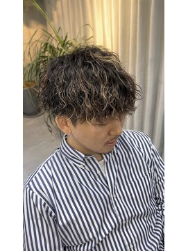 サップ 茨木店(Sup) ツイストスパイラルパーマ