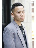 ザ フェイダーズ(The Faderz)&nbsp;波巻きパーマスパイラルパーマツイストパーマメンズパーマカット