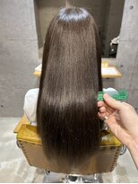 リベルタ(LIBERTA)&nbsp;艶髪☆グレージュ20代30代オススメスタイル