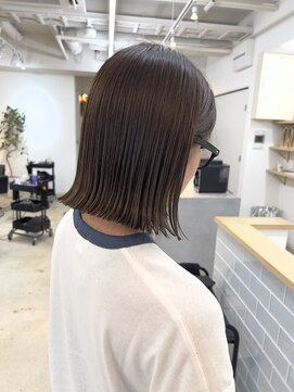 レテ(LETE) 透明感オリーブベージュ