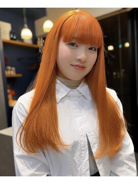 リノショアーズ 元町店(RINOSHORES) 個性派ライトオレンジブリーチストレートロングレイヤーカット
