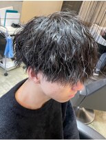 ジュンヌオム リンカラン(Jeune Homme LINGKARAN) ツイストスパイラルパーマ×刈り上げマッシュ