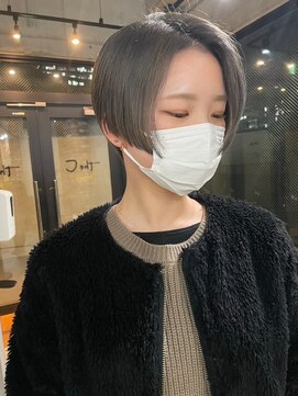 ザ シー 海老名(The C) ハンサムショート透明感ミルクティーアッシュカラー 海老名