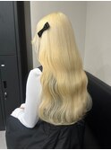 7831ブロンドハイライトグラデーション波巻きハイトーンカラー