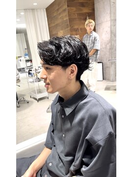 ミリ(milli Produce by ITAKURA) ニュアンスパーマセンターパート