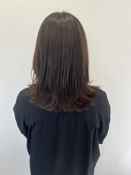 アルティーナプライベート(altina PRIVATE) ウルフヘアxオリーブカラー