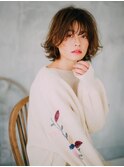 外ハネ×切りっぱなしスタイル