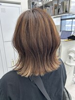 ビューナゴヤ 名駅(VIEW NAGOYA)&nbsp;外ハネ/くびれヘア/切りっぱなし/白髪染め