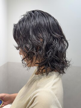 ミディアムパーマ　ニュアンスウェーブ