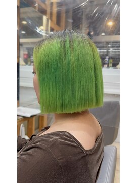 スタジオ アルファプラス 日暮里店(studio α+) カラーボブショートハイライト白髪ぼかし日暮里上野