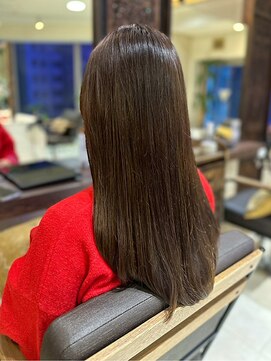 透明感ブラウングレージュ/レイヤーカット/艶髪/髪質改善