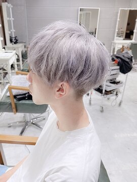 デイズ(days) メンズマッシュ×ホワイトシルバーの透明感ハイトーン