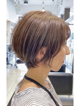 ヘアーサロンデフォーエバールークス(hairsalon de Forever Lux) 明るめベージュの大人かわいい小顔ショート