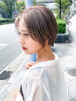 ノラ ウメダ(NORA UMEDA)&nbsp;【NORA UMEDA 高木】大人ショートボブ外国人風ハイライトカラー