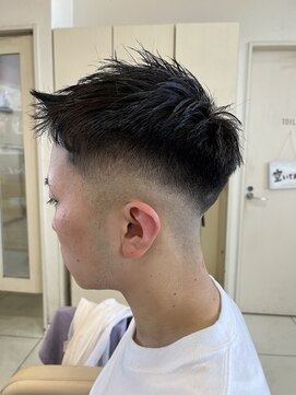 レイフィールド 光の森店 ミドルスキンフェード