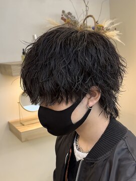 オーバルバイアピッシュ(OVARL by apish) 緩め縦落ちツイストスパイラルメンズパーマ波巻き